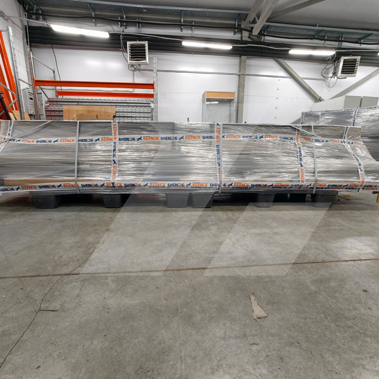 Авиаперевозка ринга для ММА из Москвы в Дубай к дате турнира